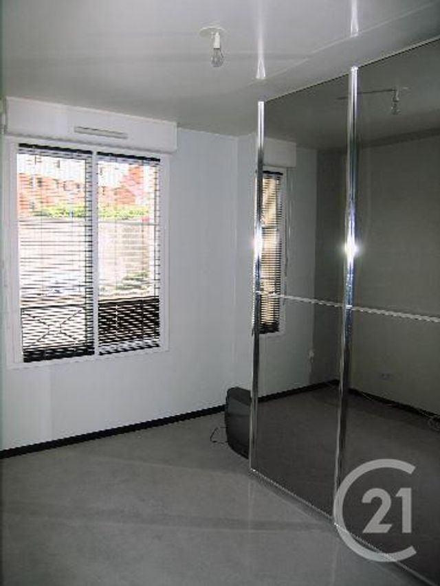 Appartement F2 &agrave; louer - 2 pi&egrave;ces - 47,61 m2 - Moisselles - 95 - ILE-DE-FRANCE