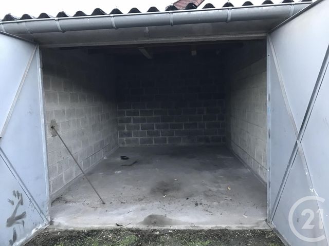 Parking &agrave; louer - 15 m2 - Moisselles - 95 - ILE-DE-FRANCE
