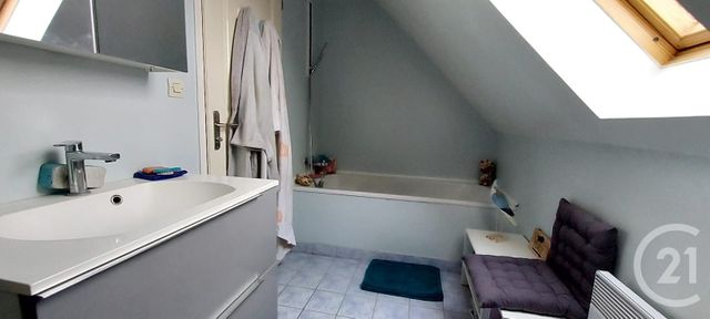 Maison à vendre - 4 pièces - 79,79 m2 - Beaumont Sur Oise - 95 - ILE-DE-FRANCE