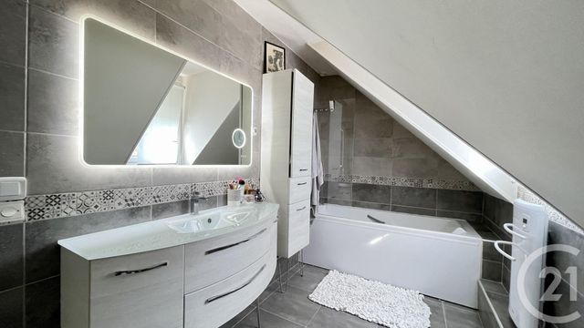 Maison &agrave; vendre - 7 pi&egrave;ces - 135 m2 - Beaumont Sur Oise - 95 - ILE-DE-FRANCE
