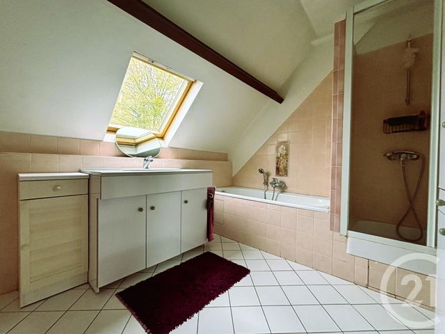 Afficher la photo en grand Maison à vendre - 8 pièces - 153 m2 - Beaumont Sur Oise - 95 - ILE-DE-FRANCE