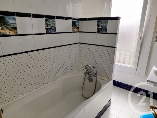 Maison à vendre - 4 pièces - 106 m2 - Chambly - 60 - PICARDIE