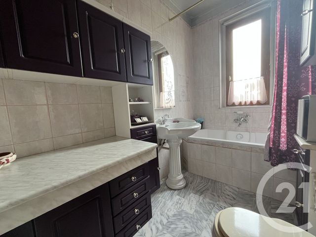 Maison à vendre - 8 pièces - 190 m2 - Beaumont Sur Oise - 95 - ILE-DE-FRANCE