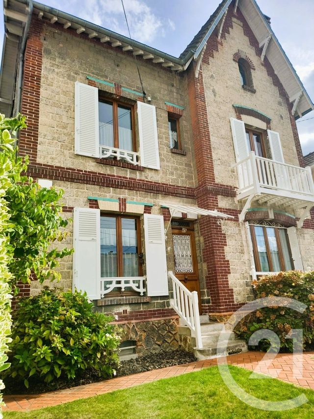 Maison à vendre - 8 pièces - 190 m2 - Beaumont Sur Oise - 95 - ILE-DE-FRANCE