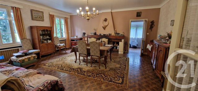 Maison à vendre - 9 pièces - 210 m2 - Ste Genevieve - 60 - PICARDIE