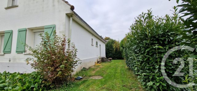 Maison à vendre - 9 pièces - 210 m2 - Ste Genevieve - 60 - PICARDIE