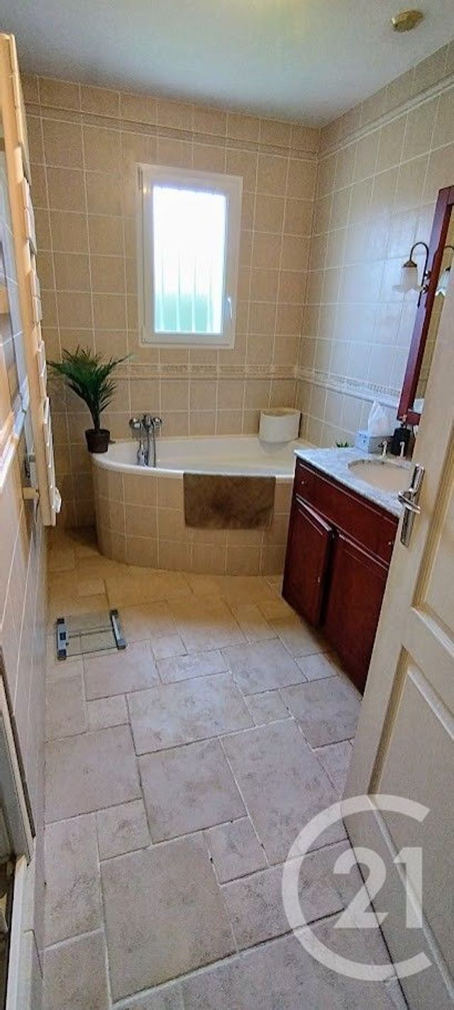 Maison &agrave; vendre - 6 pi&egrave;ces - 136,63 m2 - Le Mesnil En Thelle - 60 - PICARDIE