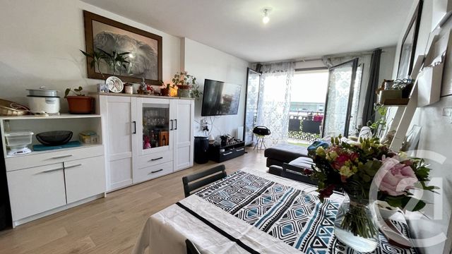 Appartement &agrave; vendre - 3 pi&egrave;ces - 59,68 m2 - Persan - 95 - ILE-DE-FRANCE