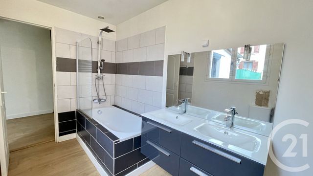 Maison &agrave; vendre - 5 pi&egrave;ces - 110 m2 - Boran Sur Oise - 60 - PICARDIE