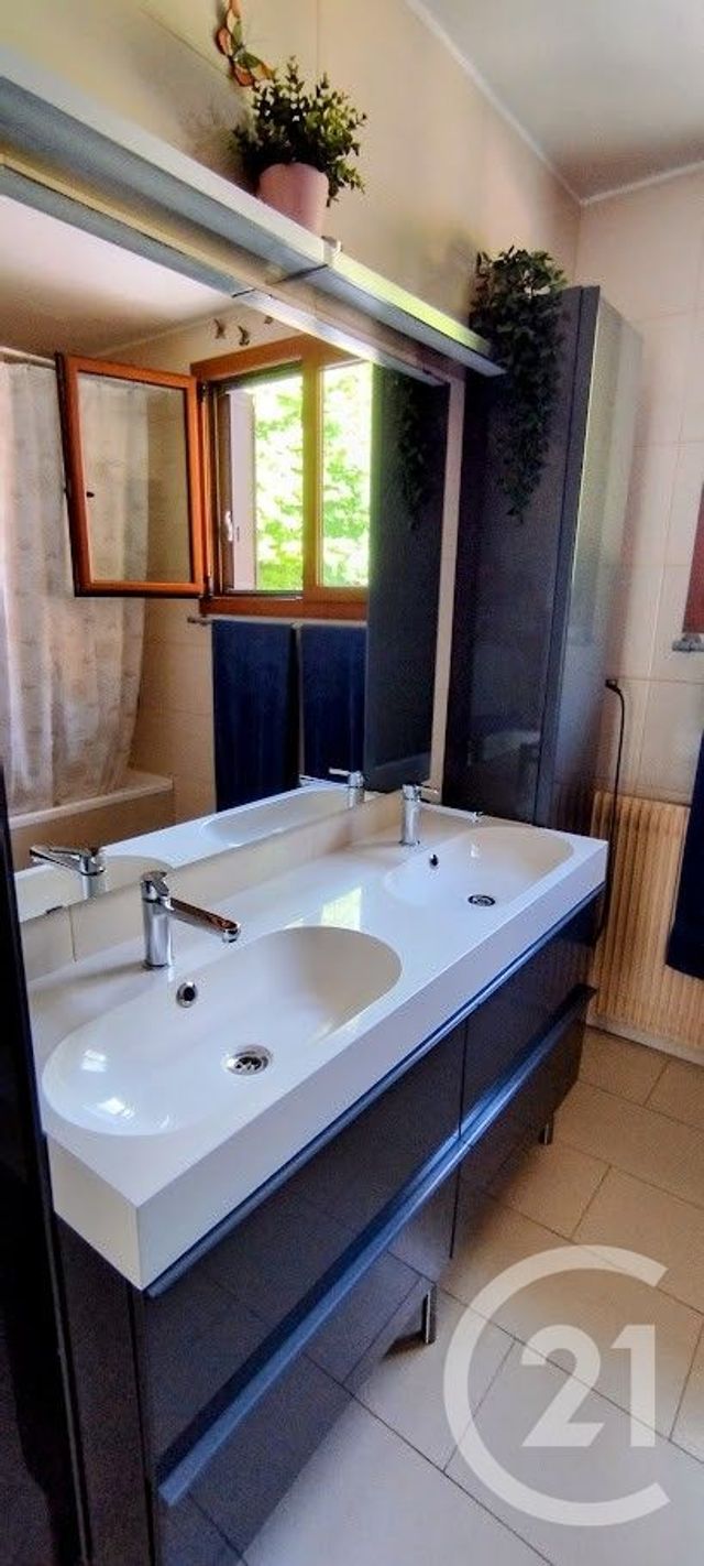 Maison &agrave; vendre - 5 pi&egrave;ces - 208 m2 - Meru - 60 - PICARDIE