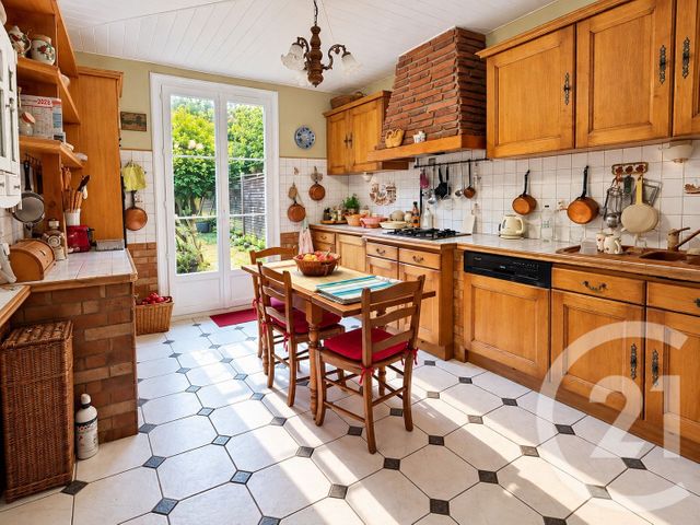 Maison &agrave; vendre - 7 pi&egrave;ces - 196,95 m2 - Chambly - 60 - PICARDIE