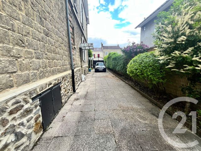 Maison à vendre - 8 pièces - 237,66 m2 - Beaumont Sur Oise - 95 - ILE-DE-FRANCE