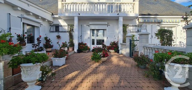 Maison à vendre - 16 pièces - 524 m2 - Amblainville - 60 - PICARDIE