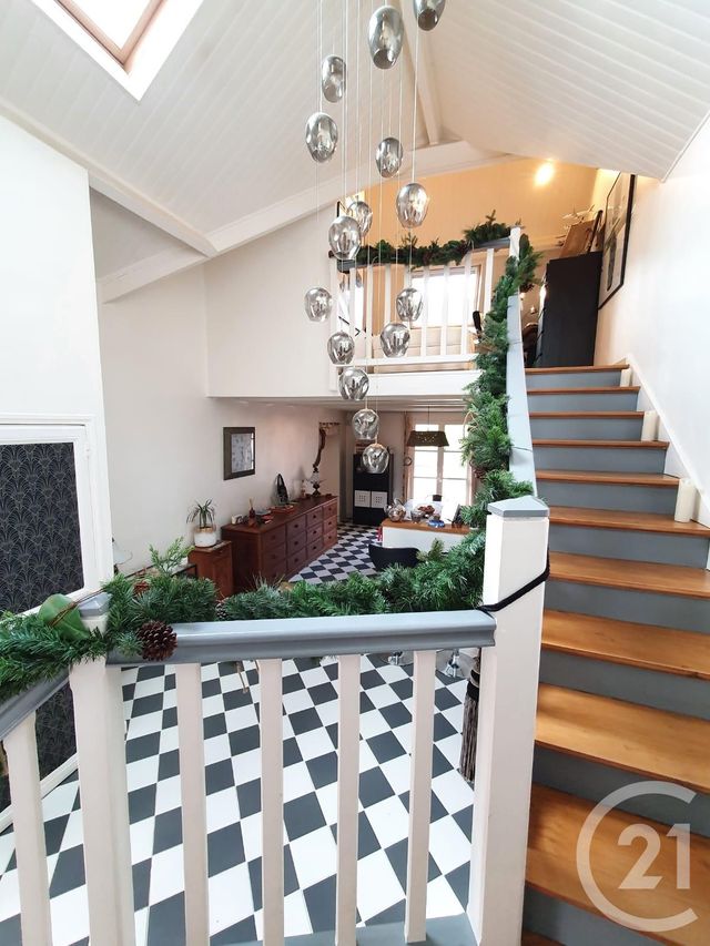 Afficher la photo en grand Maison à vendre - 7 pièces - 202 m2 - Vallangoujard - 95 - ILE-DE-FRANCE