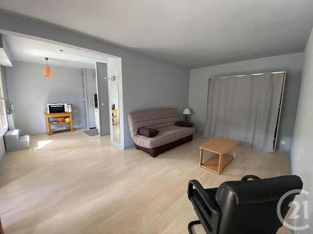 Appartement F1 à louer CERGY