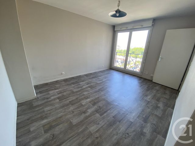 Appartement F1 &agrave; louer - 1 pi&egrave;ce - 21,80 m2 - Cergy - 95 - ILE-DE-FRANCE