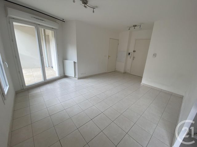 Appartement F2 à louer CERGY