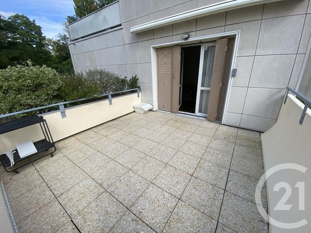 Appartement F4 à louer - 4 pièces - 81,81 m2 - Cergy - 95 - ILE-DE-FRANCE