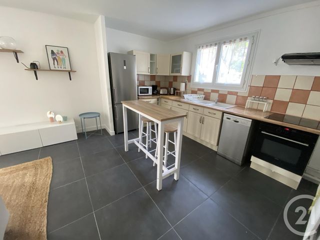Appartement F4 à louer - 4 pièces - 81,81 m2 - Cergy - 95 - ILE-DE-FRANCE