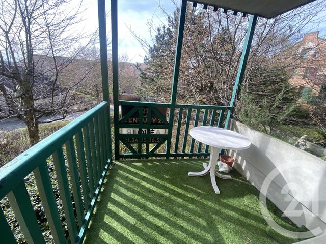 Appartement F1 à louer CERGY