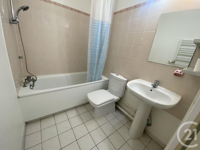 Appartement T1 &agrave; louer - 1 pi&egrave;ce - 25,14 m2 - Cergy - 95 - ILE-DE-FRANCE