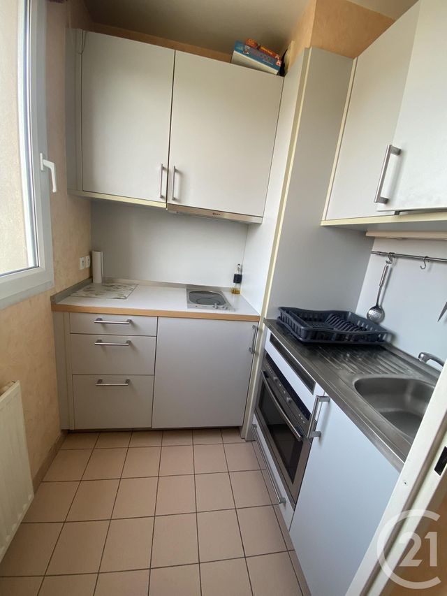 Appartement T1 &agrave; louer - 1 pi&egrave;ce - 25,14 m2 - Cergy - 95 - ILE-DE-FRANCE