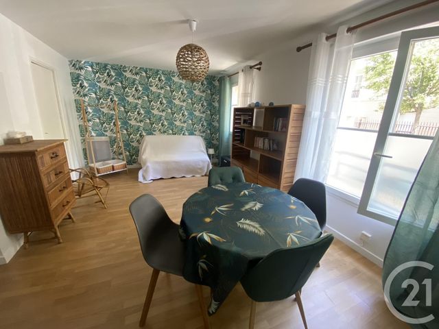 Appartement Studio à louer VAUREAL
