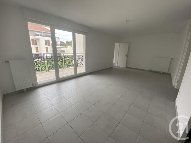 Appartement F2 &agrave; louer - 2 pi&egrave;ces - 56,35 m2 - Jouy Le Moutier - 95 - ILE-DE-FRANCE