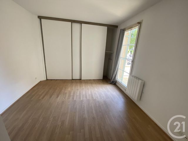Appartement F2 &agrave; louer - 2 pi&egrave;ces - 56,05 m2 - Cergy - 95 - ILE-DE-FRANCE