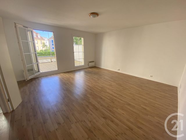Appartement F2 &agrave; louer - 2 pi&egrave;ces - 56,05 m2 - Cergy - 95 - ILE-DE-FRANCE