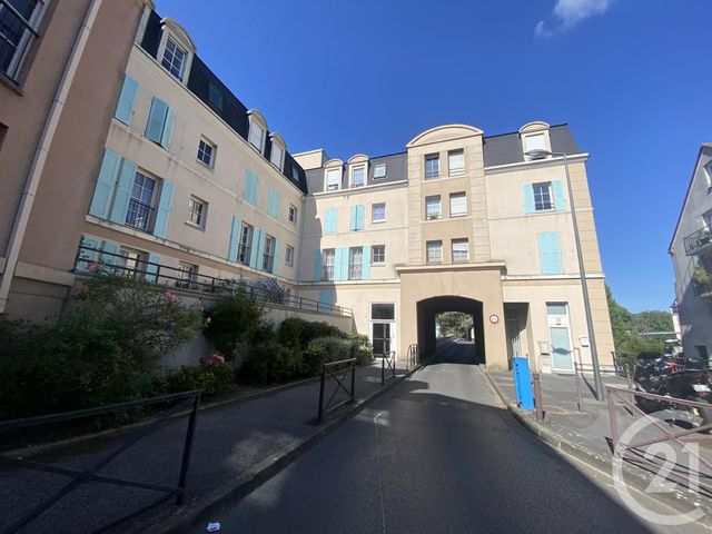 Appartement F2 &agrave; louer - 2 pi&egrave;ces - 56,05 m2 - Cergy - 95 - ILE-DE-FRANCE
