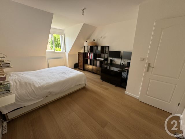Maison &agrave; louer - 6 pi&egrave;ces - 146,41 m2 - Cergy - 95 - ILE-DE-FRANCE