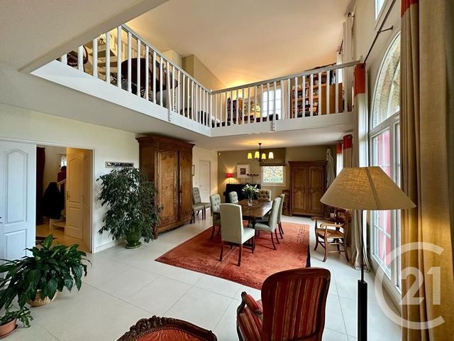 Maison à vendre - 8 pièces - 187 m2 - Cergy - 95 - ILE-DE-FRANCE