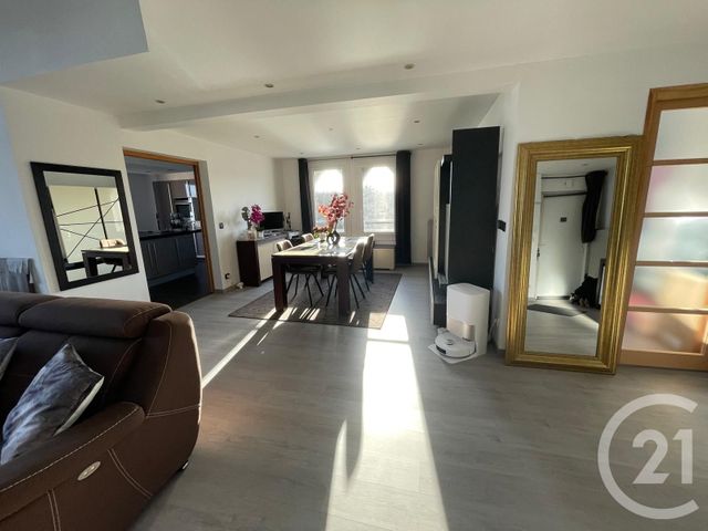 Appartement à vendre - 6 pièces - 162,08 m2 - Cergy - 95 - ILE-DE-FRANCE