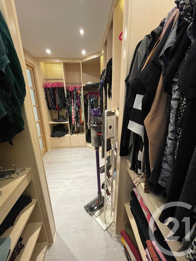 Appartement à vendre - 6 pièces - 162,08 m2 - Cergy - 95 - ILE-DE-FRANCE