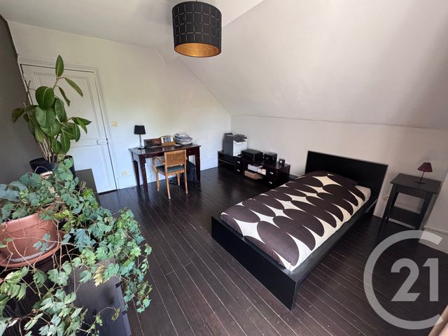 Afficher la photo en grand Maison à vendre - 6 pièces - 130 m2 - Cergy - 95 - ILE-DE-FRANCE