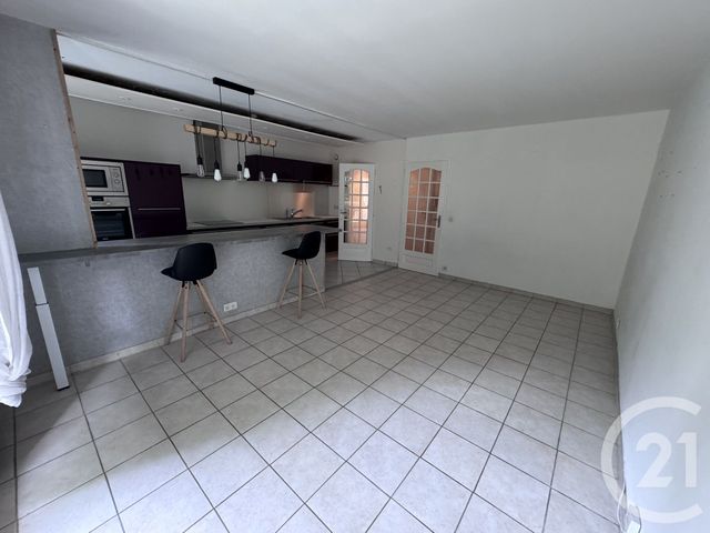 Appartement F3 à louer - 3 pièces - 66,93 m2 - Cergy - 95 - ILE-DE-FRANCE