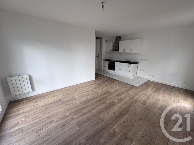Afficher la photo en grand Appartement F2 à louer - 2 pièces - 42,88 m2 - Cergy - 95 - ILE-DE-FRANCE