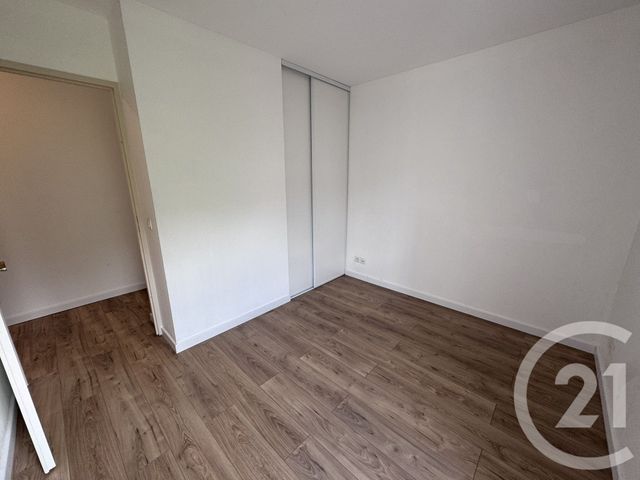 Afficher la photo en grand Appartement F2 à louer - 2 pièces - 42,88 m2 - Cergy - 95 - ILE-DE-FRANCE