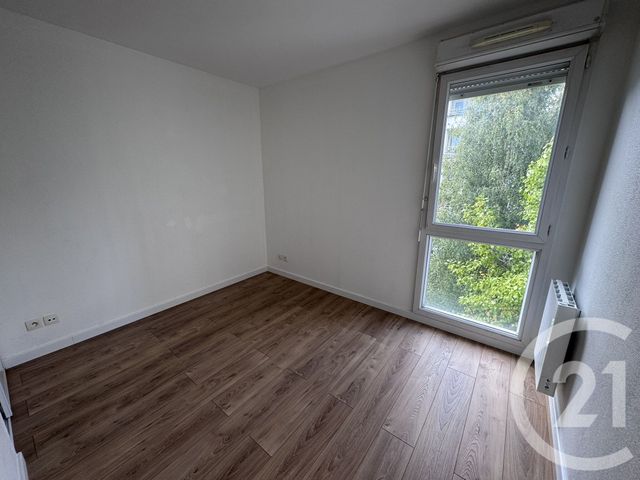 Afficher la photo en grand Appartement F2 à louer - 2 pièces - 42,88 m2 - Cergy - 95 - ILE-DE-FRANCE
