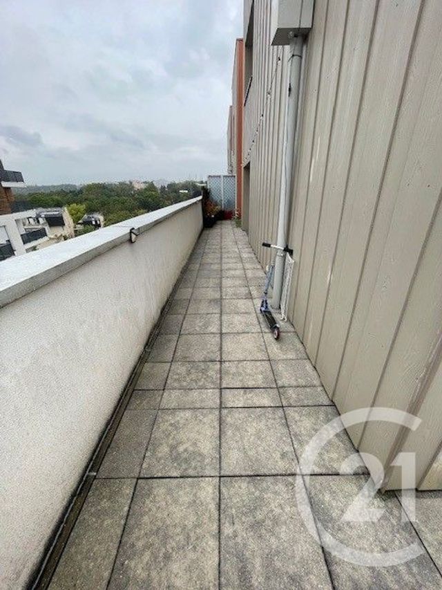 Appartement F6 à vendre - 5 pièces - 102 m2 - Cergy - 95 - ILE-DE-FRANCE