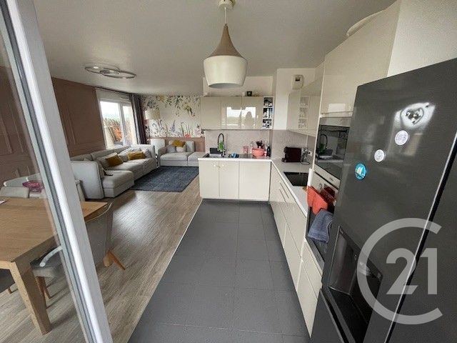 Appartement F6 à vendre - 5 pièces - 102 m2 - Cergy - 95 - ILE-DE-FRANCE