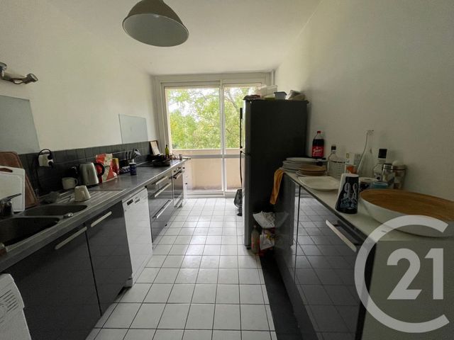 Afficher la photo en grand Appartement F4 à vendre - 4 pièces - 80,80 m2 - Cergy - 95 - ILE-DE-FRANCE