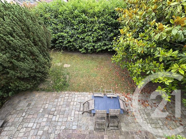 Afficher la photo en grand Maison à vendre - 7 pièces - 234 m2 - Cergy - 95 - ILE-DE-FRANCE