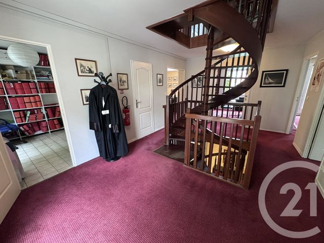 Afficher la photo en grand Maison à vendre - 7 pièces - 234 m2 - Cergy - 95 - ILE-DE-FRANCE