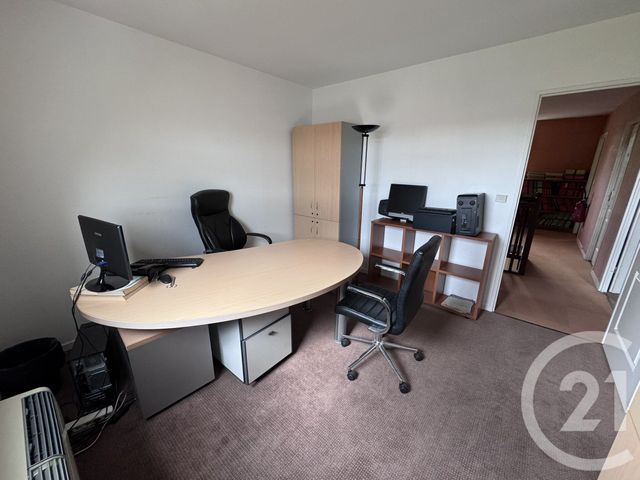 Afficher la photo en grand Maison à vendre - 7 pièces - 234 m2 - Cergy - 95 - ILE-DE-FRANCE