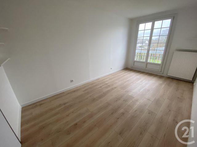 Maison à louer - 5 pièces - 91 m2 - Ennery - 95 - ILE-DE-FRANCE