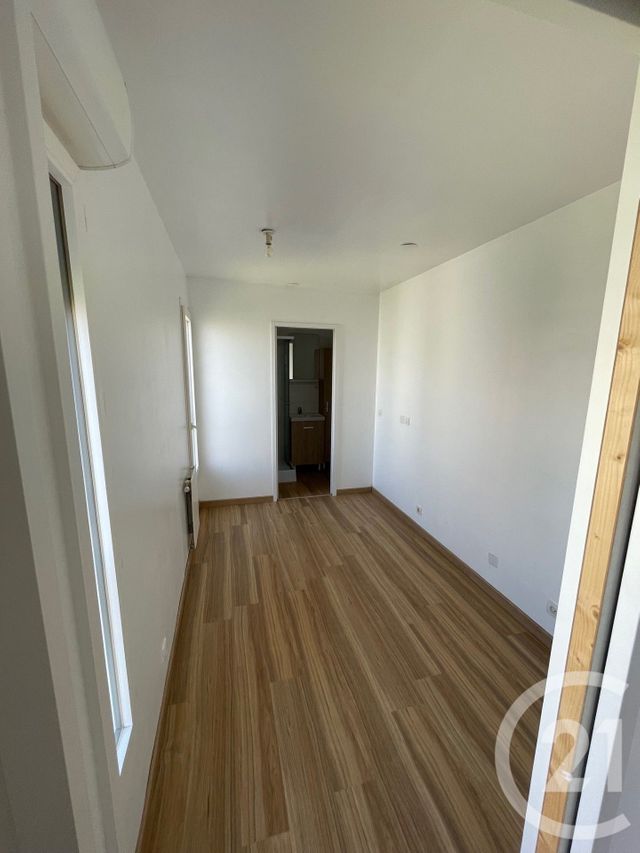 Appartement F1 à louer - 2 pièces - 28 m2 - Cergy - 95 - ILE-DE-FRANCE