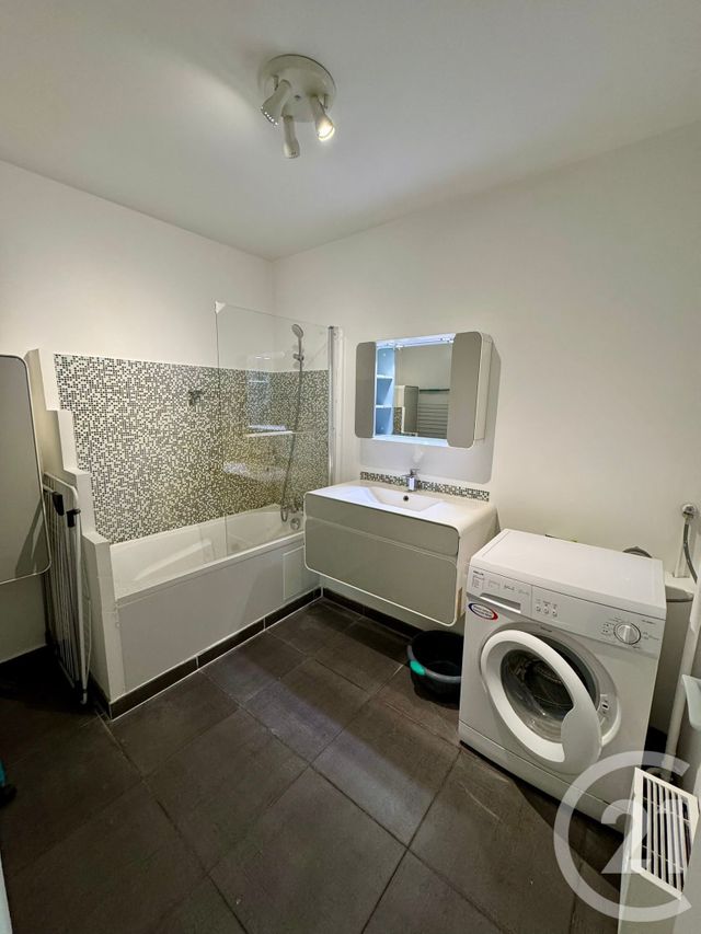 Appartement F4 à louer - 4 pièces - 82 m2 - Cergy - 95 - ILE-DE-FRANCE