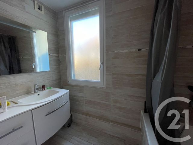 Appartement F6 à vendre - 6 pièces - 112 m2 - Cergy - 95 - ILE-DE-FRANCE